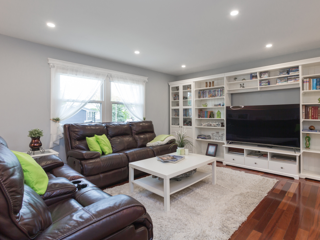 1415 W STONE HARBOR Drive