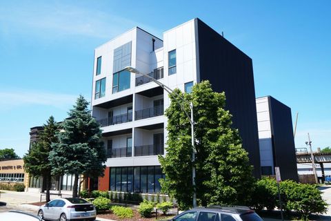 4540 N Ravenswood Avenue 4 Chicago IL 60640