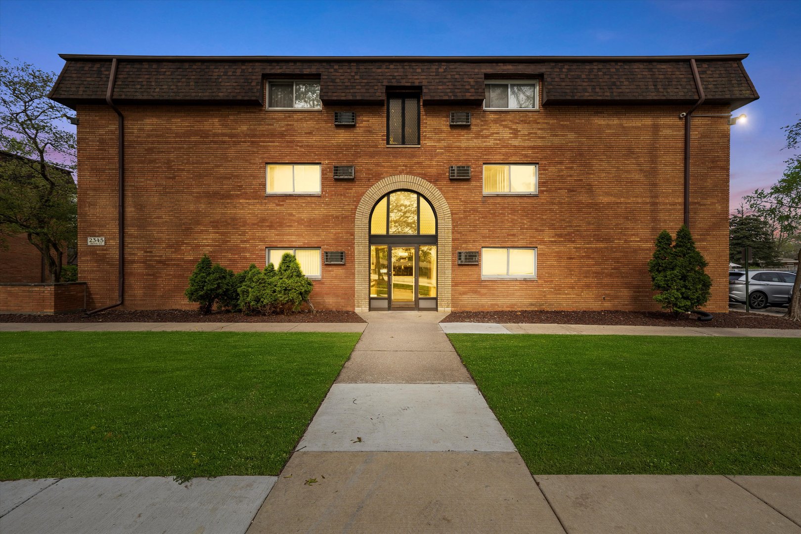 2345 185th Court 1