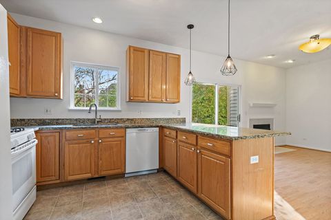 Tiny photo for 71 Monarch Drive, Streamwood, IL 60107 (MLS # 12457195)