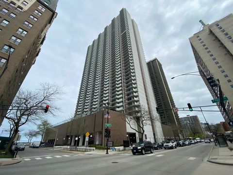 6033 N Sheridan Road 12B Chicago IL 60660