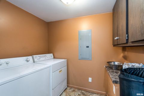 Tiny photo for 308 N WASHINGTON Boulevard, West Frankfort, IL 62896 (MLS # QC4270043)