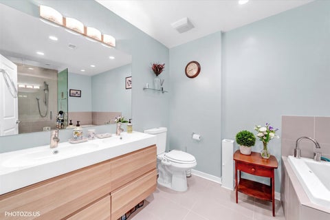 Tiny photo for 3462 N Sheffield Avenue #2S, Chicago, IL 60657 (MLS # 12722478)