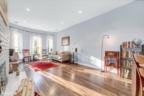 Tiny photo for 3462 N Sheffield Avenue #2S, Chicago, IL 60657 (MLS # 12722478)