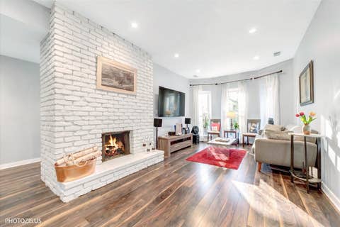 Tiny photo for 3462 N Sheffield Avenue #2S, Chicago, IL 60657 (MLS # 12722478)