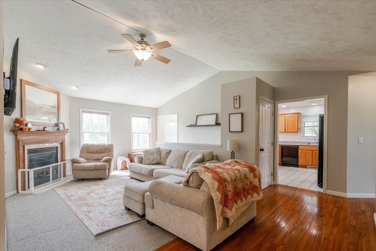 412 Sunset Drive