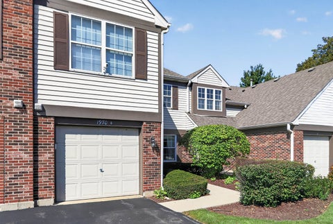 Tiny photo for 1970 Gary Court #B, Schaumburg, IL 60193 (MLS # 12759060)