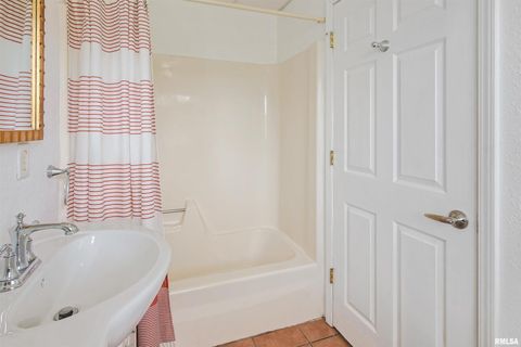 Tiny photo for 1560 Lick Creek Road, Anna, IL 62906 (MLS # EB458925)