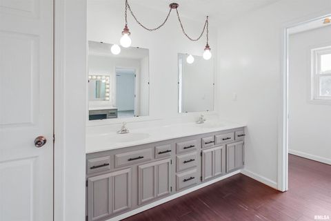 Tiny photo for 1560 Lick Creek Road, Anna, IL 62906 (MLS # EB458925)