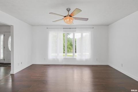 Tiny photo for 1560 Lick Creek Road, Anna, IL 62906 (MLS # EB458925)