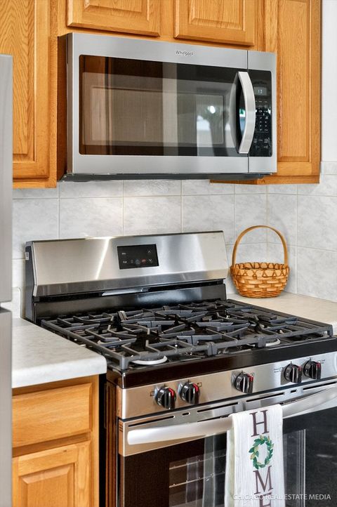 Tiny photo for 1069 Mohegan Lane, Schaumburg, IL 60193 (MLS # 12493358)