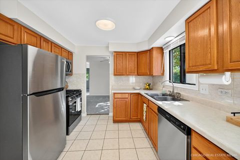 Tiny photo for 1069 Mohegan Lane, Schaumburg, IL 60193 (MLS # 12493358)