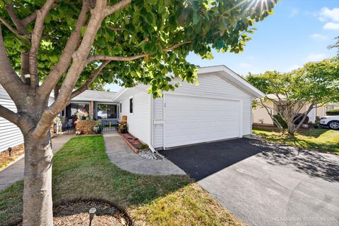 Tiny photo for 1069 Mohegan Lane, Schaumburg, IL 60193 (MLS # 12493358)