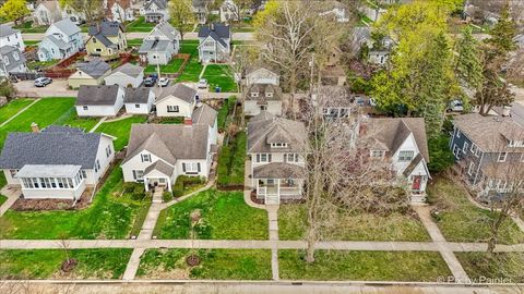 Tiny photo for 1028 S 4th Street, St. Charles, IL 60174 (MLS # 12620717)