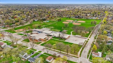 Tiny photo for 1028 S 4th Street, St. Charles, IL 60174 (MLS # 12620717)