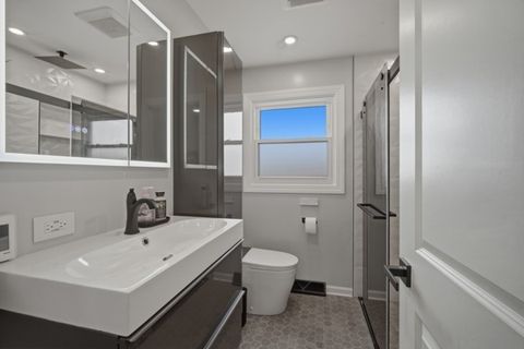 Tiny photo for 2469 Parkwood Lane, Des Plaines, IL 60018 (MLS # 12572768)