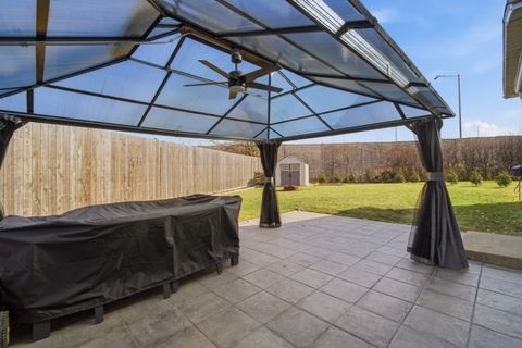 Tiny photo for 2469 Parkwood Lane, Des Plaines, IL 60018 (MLS # 12572768)