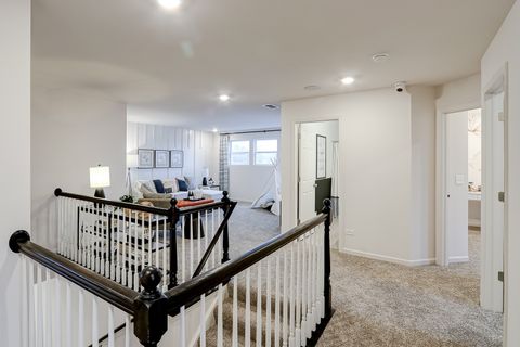 Tiny photo for 528 Endicott Road, South Elgin, IL 60177 (MLS # 12500560)