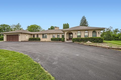 406 Lauder Lane Inverness IL 60067
