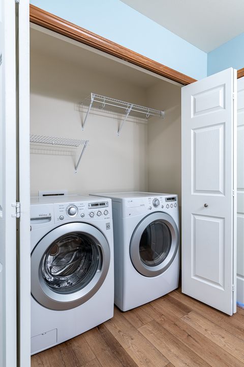 Tiny photo for 210 E Franklin Street #101, Eldridge, IA 52748 (MLS # 12549160)