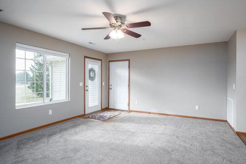 Tiny photo for 210 E Franklin Street #101, Eldridge, IA 52748 (MLS # 12549160)