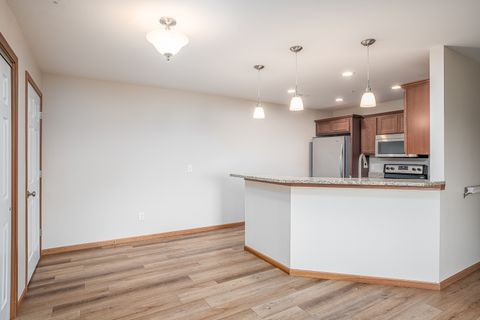 Tiny photo for 210 E Franklin Street #101, Eldridge, IA 52748 (MLS # 12549160)