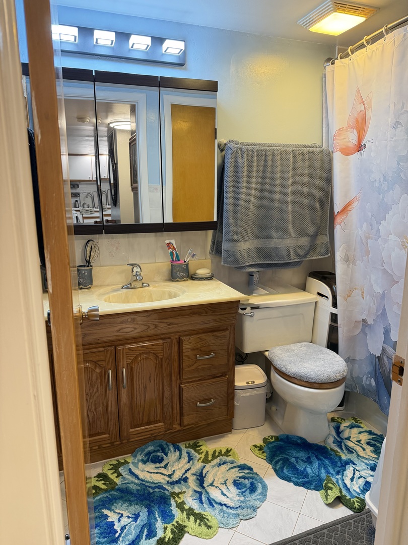 100 Deborah Lane A19