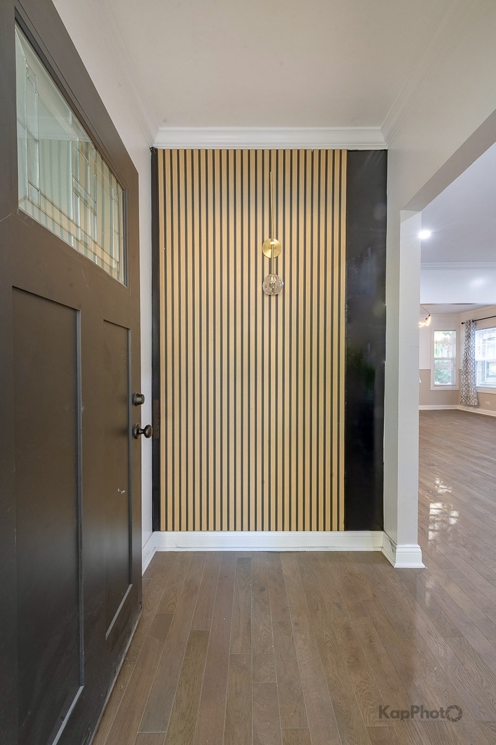 11935 S Stewart Avenue