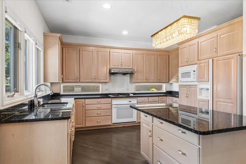 Tiny photo for 3780 Timbers Edge Lane, Glenview, IL 60025 (MLS # 12627447)