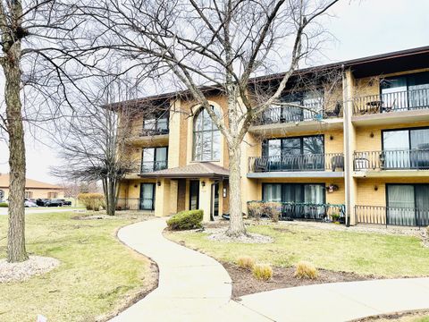 Photo of 7301 Evergreen Drive #2B, Orland Park, IL 60462 (MLS # 12603541)