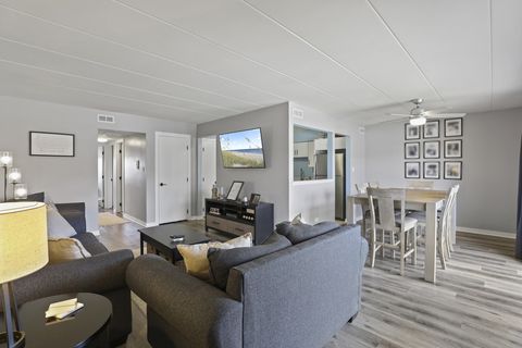 Tiny photo for 7301 Evergreen Drive #2B, Orland Park, IL 60462 (MLS # 12603541)