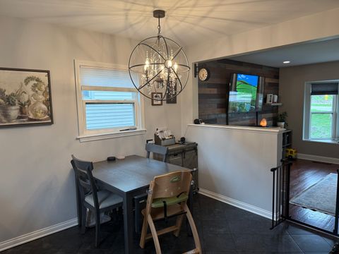 Tiny photo for 949 Kenyon Street, Downers Grove, IL 60516 (MLS # 12619325)