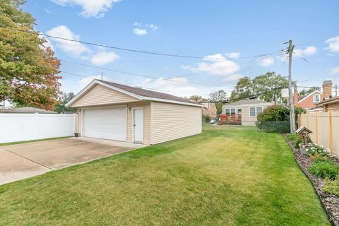 Tiny photo for 4343 W 109th Street, Oak Lawn, IL 60453 (MLS # 12521587)