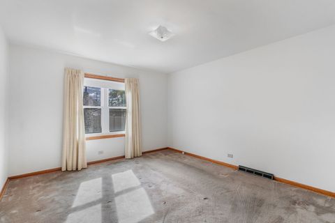 Tiny photo for 4343 W 109th Street, Oak Lawn, IL 60453 (MLS # 12521587)