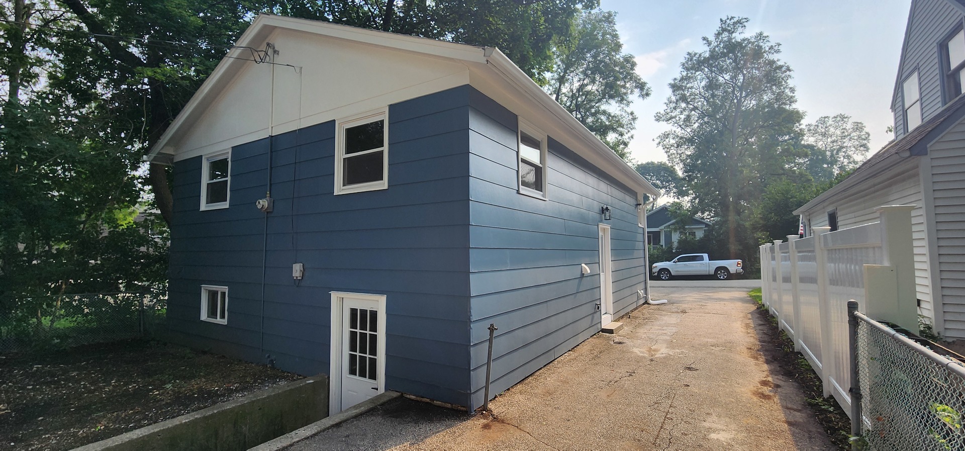 414 Fairlawn Drive