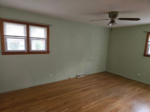 Tiny photo for 1133 E SAYLES Drive, Palatine, IL 60074 (MLS # 12482409)