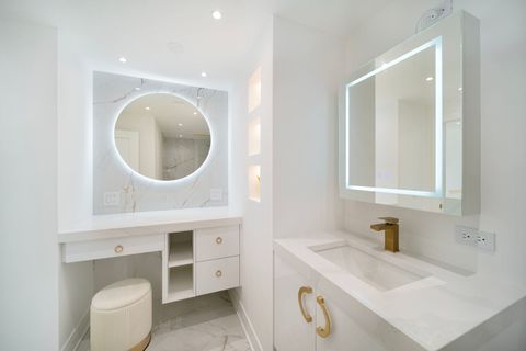 Tiny photo for 1560 N Sandburg Terrace #2705J, Chicago, IL 60610 (MLS # 12487968)