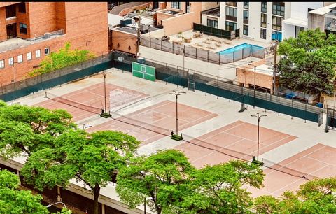 Tiny photo for 1560 N Sandburg Terrace #2705J, Chicago, IL 60610 (MLS # 12487968)
