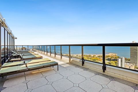 Tiny photo for 1560 N Sandburg Terrace #2705J, Chicago, IL 60610 (MLS # 12487968)