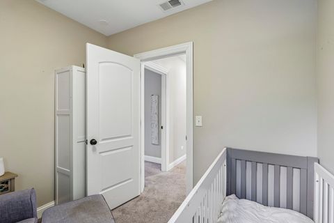 Tiny photo for 743 S Lombard Avenue, Oak Park, IL 60304 (MLS # 12706423)