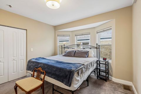Tiny photo for 743 S Lombard Avenue, Oak Park, IL 60304 (MLS # 12706423)