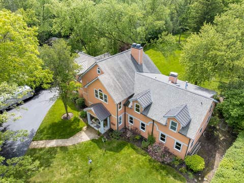 Tiny photo for 1520 Telegraph Road, Lake Forest, IL 60045 (MLS # 12683926)