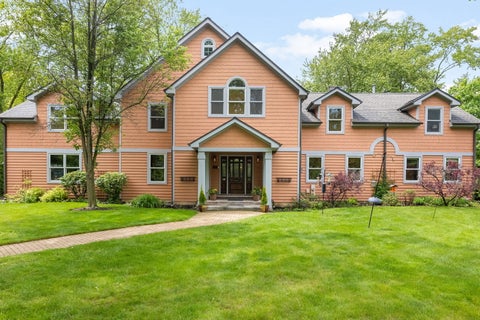 Photo of 1520 Telegraph Road, Lake Forest, IL 60045 (MLS # 12683926)