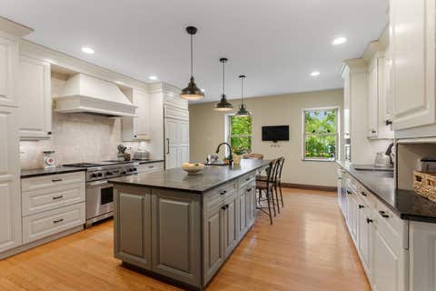 Tiny photo for 1520 Telegraph Road, Lake Forest, IL 60045 (MLS # 12683926)