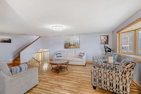 Tiny photo for 1413 Weyers Court, Schaumburg, IL 60193 (MLS # 12584979)