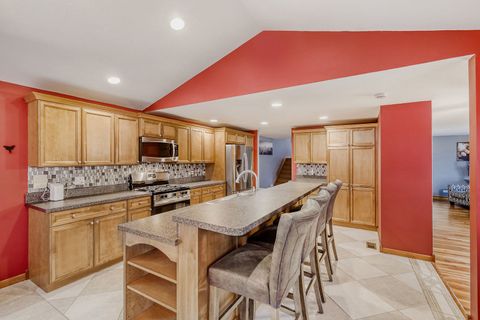 Tiny photo for 1413 Weyers Court, Schaumburg, IL 60193 (MLS # 12584979)