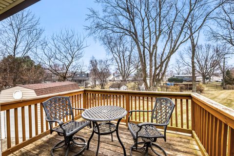 Tiny photo for 1413 Weyers Court, Schaumburg, IL 60193 (MLS # 12584979)