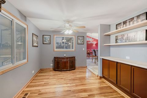 Tiny photo for 1413 Weyers Court, Schaumburg, IL 60193 (MLS # 12584979)