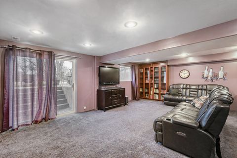 Tiny photo for 1413 Weyers Court, Schaumburg, IL 60193 (MLS # 12584979)