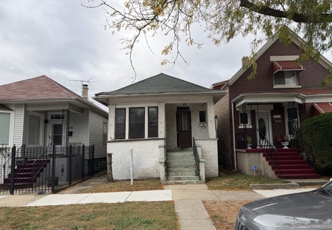 Photo of 7514 S Rhodes Avenue, Chicago, IL 60619 (MLS # 12681240)